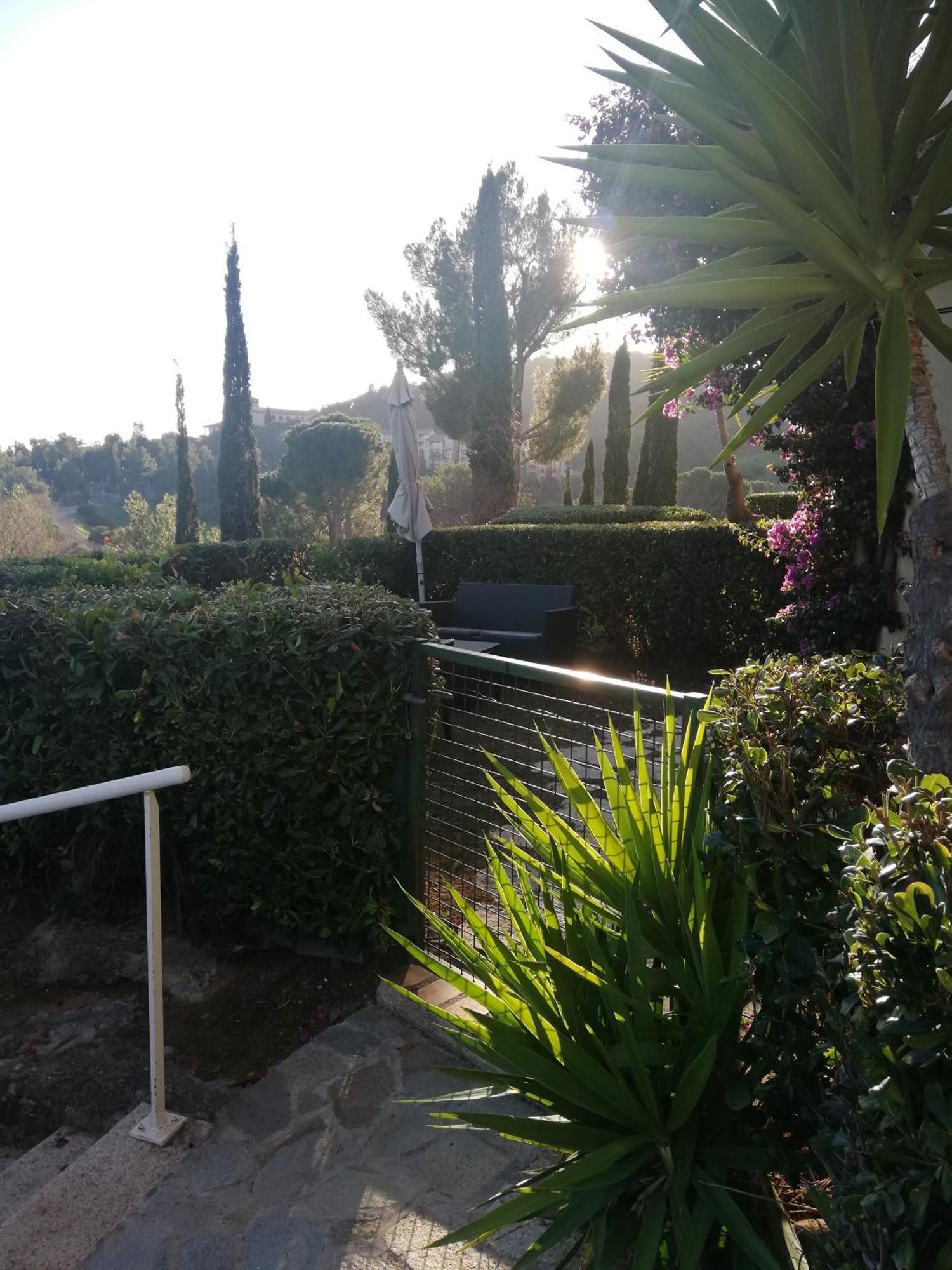 T2 En Rez De Jardin Privatif Cloture , Cap Esterel Pierre Et Vacances ,Piscine Chauffee Des Le 05 Avril Au 02 Novembre Saint-Raphael (Var) Exterior foto
